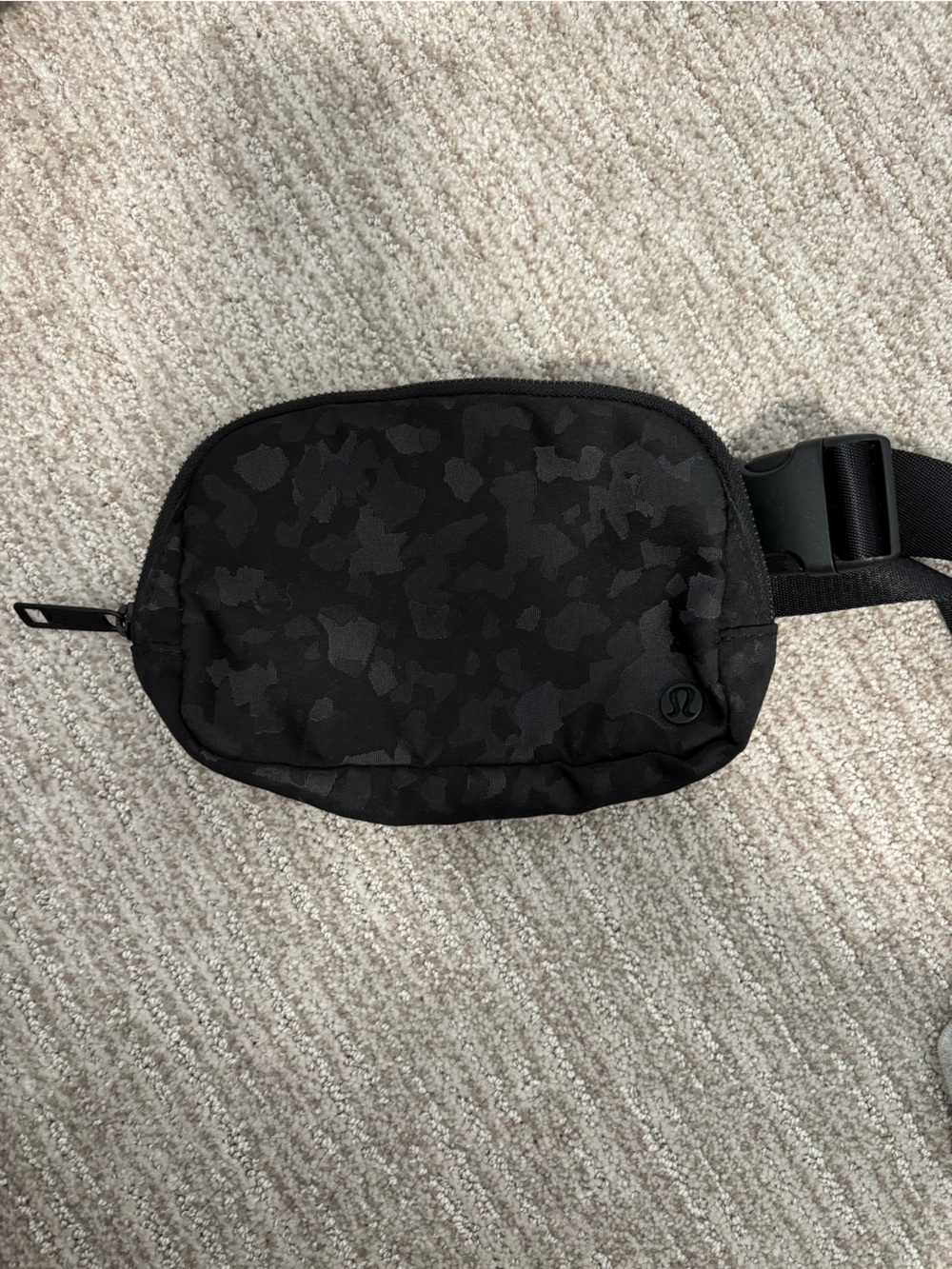 lululemon athletica Black Camo Belt Pack